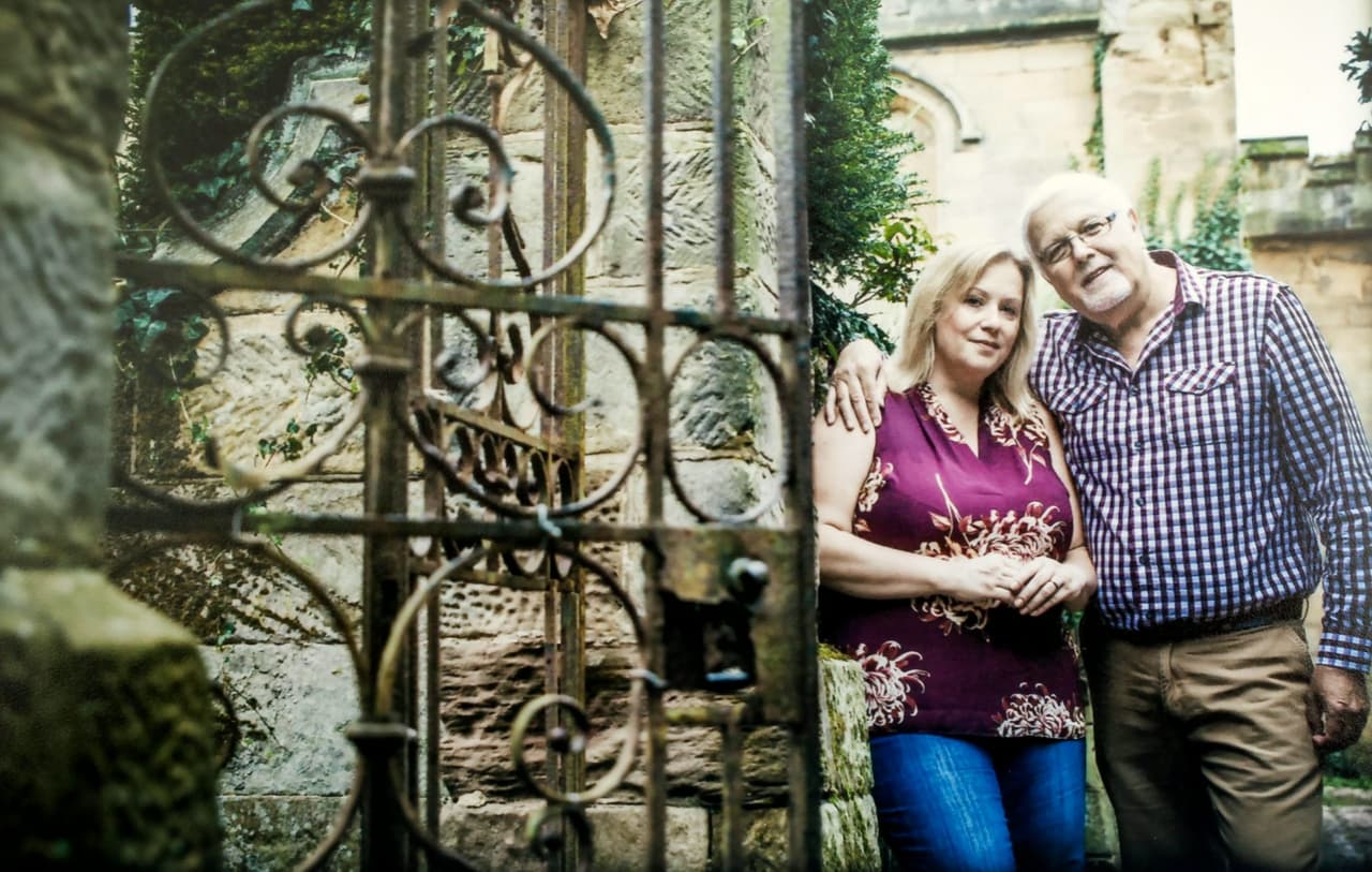 Un día, Anna, de 41 años, despertó muy temprano a realizar sus deberes.