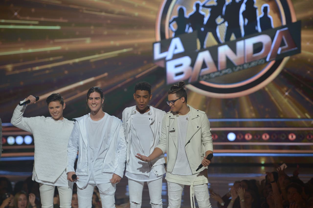 Los jueces les recomendaron mejorar su estilo de bailar, pero Edward y sus compañeros quedaron sentenciados en la noche.