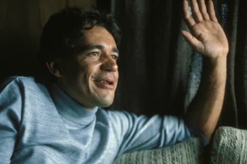 Sin embargo, en 1992 acordó testificar en contra de Manuel Noriega y le redujeron la pena a 55 años.