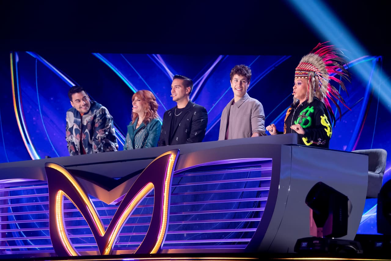 Los 'investigadores' salvaron a Apache mientras que el público salvó a La Hueva, por lo que Sirena tuvo que quitarse la máscara.