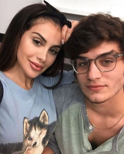 El cambio fue radical, pues antes de su conversión, Alexa detenía la respiración con sus fotos.