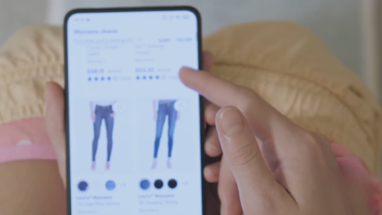 De la tienda física a internet: emprendedores hispanos buscan ahorrar en Texas