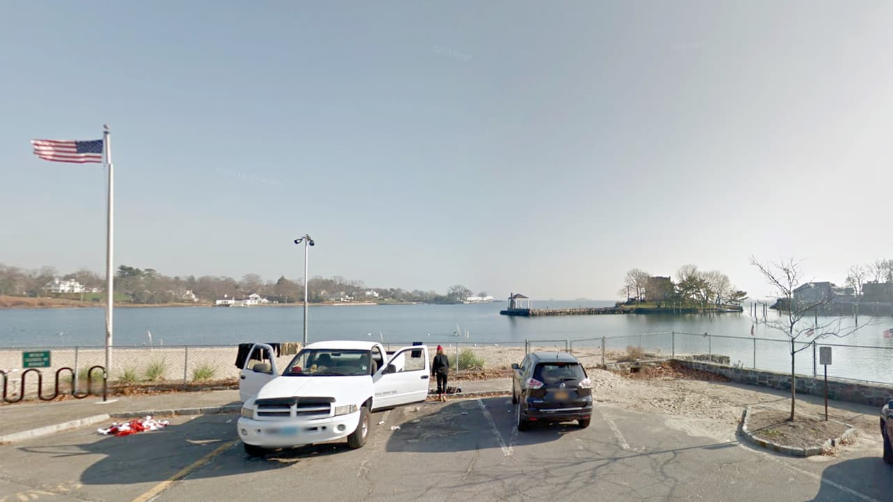 <b>Connecticut. </b>81 de 113 playas analizadas resultaron inseguras por al menos un día en 2018. La que más días registró contaminación peligrosa fue la playa Byram (condado Fairfield), 6 en total. Según el estudio de Environment America las fuentes principales de contaminación incluyen las fugas de aguas residuales y la ganadería a escala industrial.