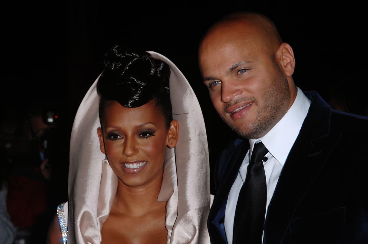 La Spice Girl Melanie Brown pide auxilio para protegerse de su marido Stephen Belafonte