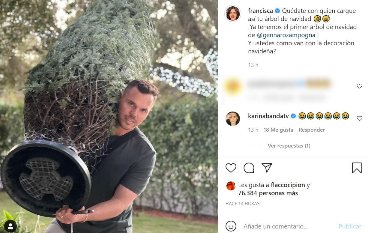 "Quédate 
<b>con quien cargue así tu árbol </b>de Navidad", escribió junto con esta foto. 
<br>