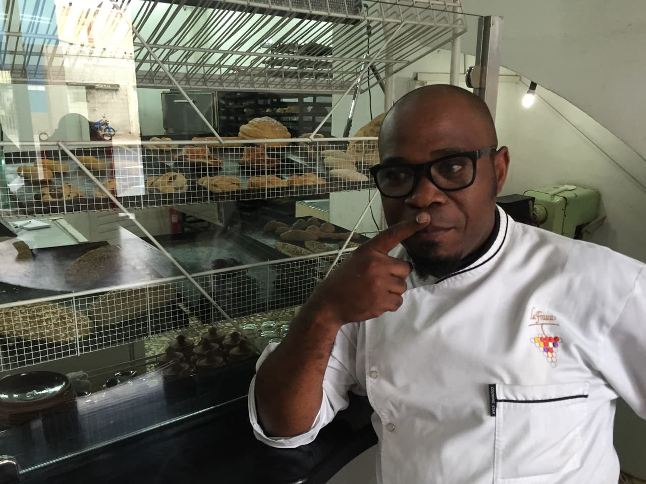 Cuba to legalize small and medium-sized private businesses