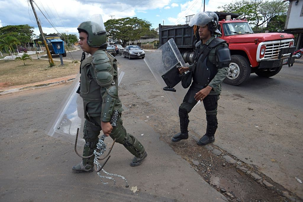 Investigan a policías y militares por muerte de mineros en Venezuela