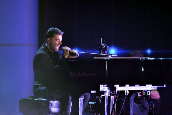 Jencarlos interpretó 'Irreparable'.