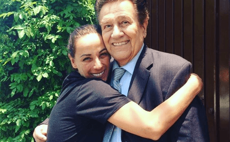 En el 2015, la actriz sufrió la pérdida de su padre, el cantante José Antonio Dusauge.