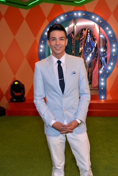 Fue en 2013 cuando Luis Coronel lanzó su disco debut, 'Con la Frente en Alto', que rápidamente logró apoderarse de los corazones de las chicas.
