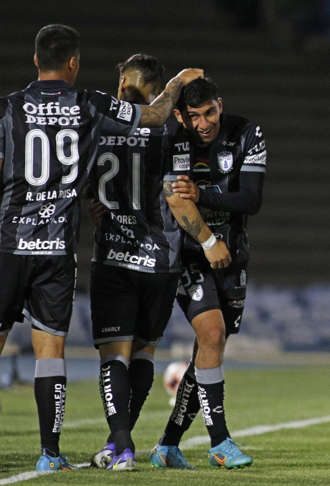 Nico Ibáñez inauguró el marcador en el Benito Juárez de cabeza al 23’ y sería Brian González al 65’, quien pondría el segundo para los Tuzos.