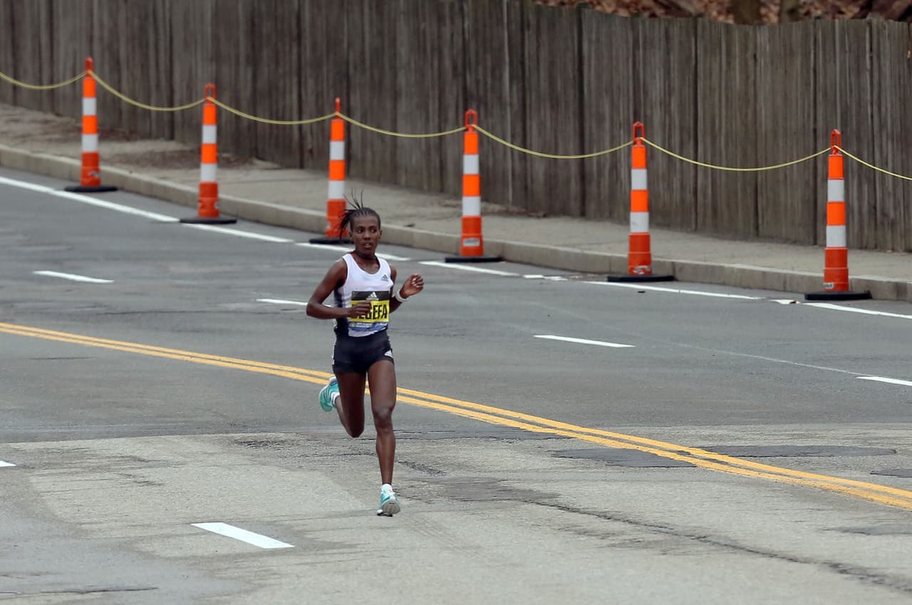 <b>Newton, Massachusetts</b>
<br>Fue catalogada como la 2 ciudad más segura de Estados Unidos. A menudo es reconocida porque está escondida entre Brookline y Wellesley, dos de las ciudades universitarias más seguras de la nación.
<br>
<br>
<b>Población: </b>89,736. 
<br>
<b>Ingreso promedio: </b>$133,853. 
<br>
<b>Tasa de graduación:</b> 97.2%. 
<br>
<b>Tasa de delincuentes sexuales (por cada 10.000):</b> 0.30. 
<br>
<b>Promedio de seguridad: </b>97.10.