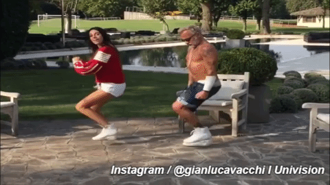 Aquí el juego de barriga es muy notable y también muy característico de Vacchi, en otra de las coreografías que se ven preparadas.