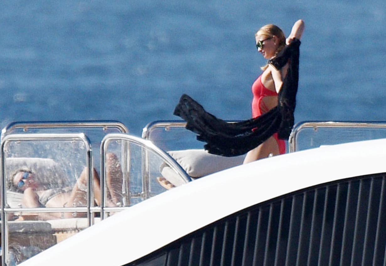 No cabe duda que a la heredera del imperio Hilton no le preocupa nada.