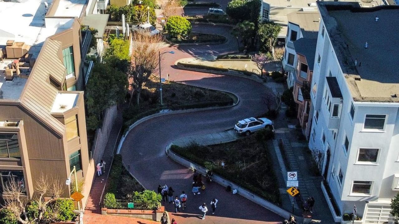 Lombard Street. ¿Por qué es tán sinuosa la calle más instagrameable de San Francisco?