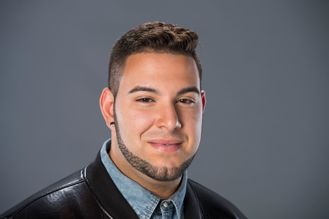 Andrés Aquino tiene 22 años y vive en Miami.