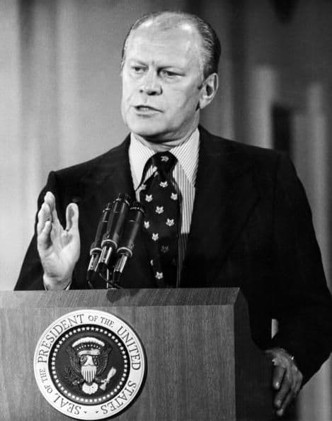 # 38- Gerald Ford. Mandato desde 9 de agosto de 1974 y hasta 20 de enero de 1977