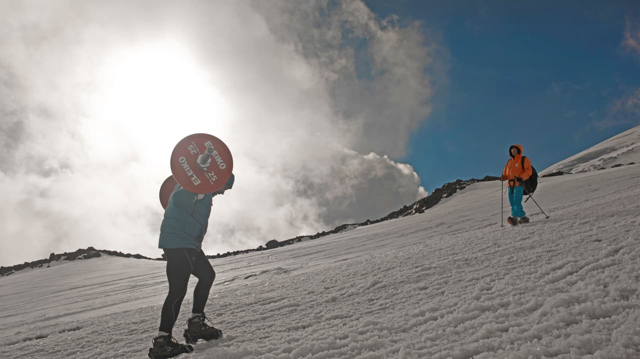 ¡Vaya fuerza de voluntad y fuerza que demostró este hombre!