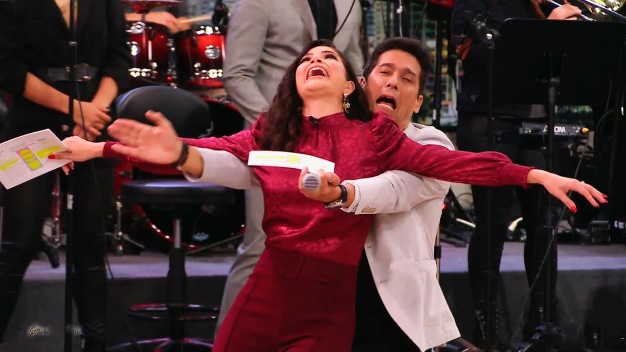 Incluso, Rafa contagió a Ana Patricia con los desmayos y tuvo que evitar un accidente cuando Raquel rechazó a Maxwell por Ismael y nuestra conductora casi cae al suelo por la impresión.