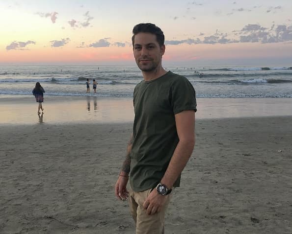 El actor sólo tenía 33 años y todavía pudimos verlo hace unos días disfrutando de la fiesta en la boda de Claudia Álvarez y Billy Rovzar.