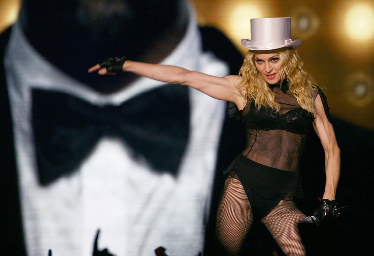 Madonna es todo un ícono de la música popular y una artista que se caracteriza por romper esquemas desde que inició su carrera. Este 16 de agosto celebra su cumpleaños número 60, así que recordamos sus escándalos más emblemáticos.