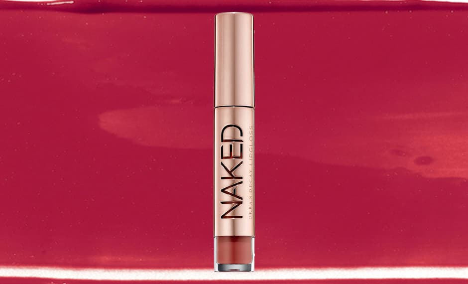 18. RULE 34, Urban Decay, 
<a href="http://www.sephora.com/naked-ultra-nourishing-lipgloss-P384910?skuId=1579762">Sephora</a>, $20 dólares | Mientras el lipgloss de la línea Naked Ultra Nourishing deja un acabado brillante su nombre nos recuerda las normas de 
<a href="http://www.urbandictionary.com/define.php?term=Rules%20Of%20The%20Internet">internet</a>. La regla #34 es uno de los dichos más conocidos y se refiere a la pornografía.
<br>