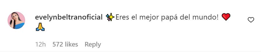 <b>"¡Eres el mejor papá del mundo!"</b>, le dijo 'La Bichota', agregando el emoticono de un corazón y el de las manos en posición de oración. 
<br>