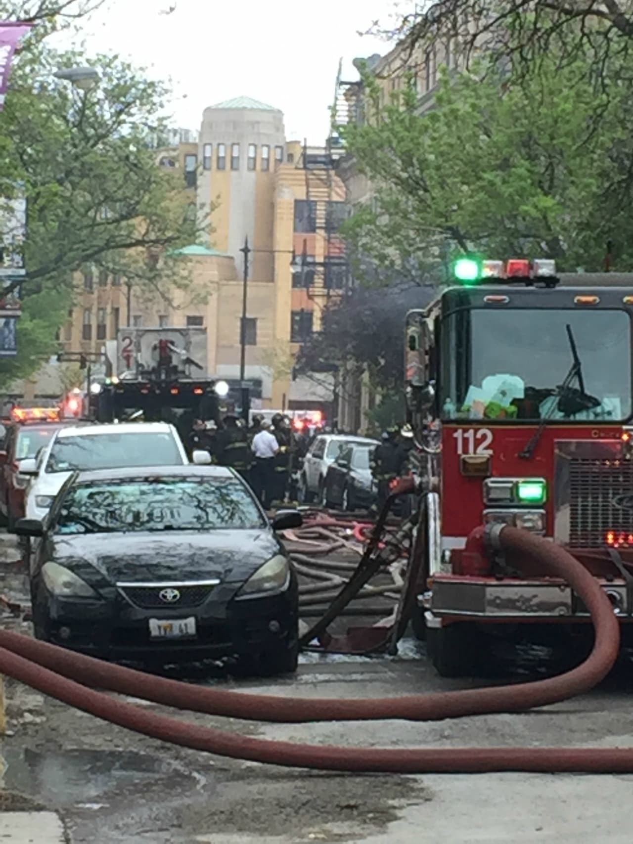 Aunque no hubo residentes heridos, 30 personas resultaron desplazadas.