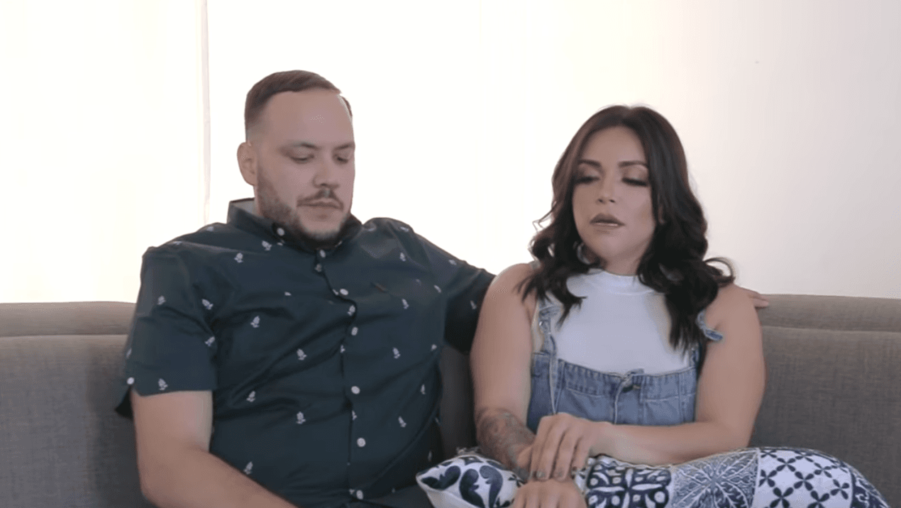 En la pieza titulada '
<a href="https://www.univision.com/famosos/jacqie-rivera-hace-intimas-revelaciones-sobre-su-embarazo-y-su-actual-relacion-con-su-esposo-mike-campos-video" target="_blank">Belleza de las cenizas</a>' , Jacqie y Mike aprovecharon para decir que se estaban dando una segunda oportunidad como pareja.