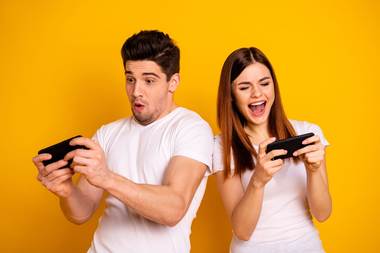 <b>Piensa en ti antes de los demás. </b>Toma en cuenta los momentos especiales que él eligió pasar contigo y no con alguien más. Quizá te invitó a la premiere de alguna película o al concierto de su cantante favorito, en vez de ir con otros amigos o familia.