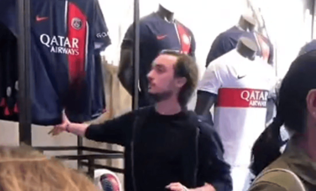 ¡Ruptura total! Retiran camisetas de Mbappé en tienda de PSG