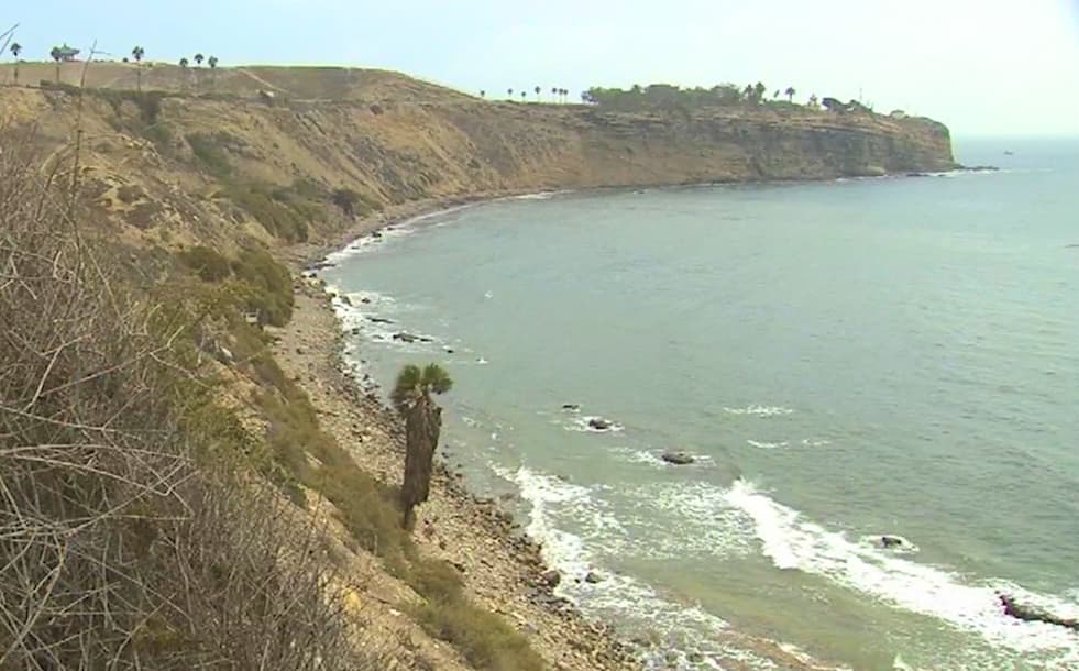 Recuperan el cadáver de una mujer que cayó en acantilado de San Pedro