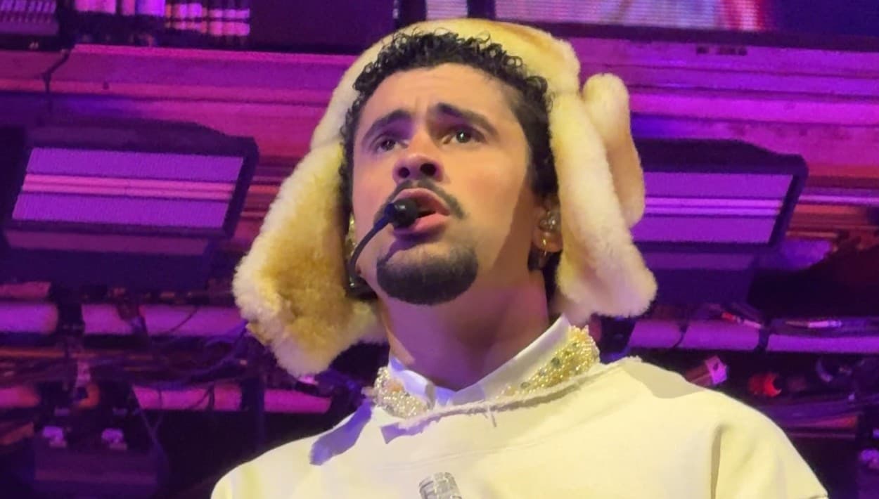 ¿Te pasa? Bad Bunny enumera las 5 canciones suyas que lo emocionan hasta las lágrimas