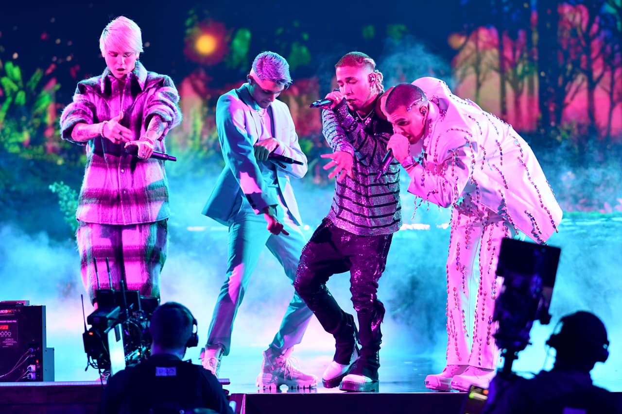 Esta canción marcará una nueva etapa en la carrera musical de los cuatro integrantes del grupo.