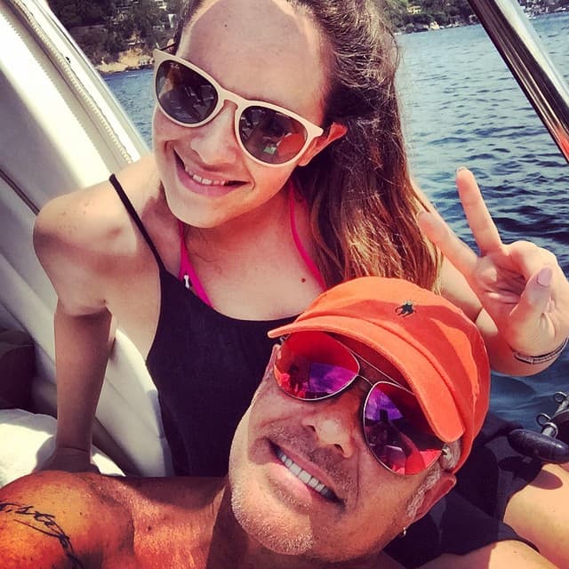 Stephanie confesó que hubo varias ocasiones importantes en las que su papá no podía verla por su trabajo.