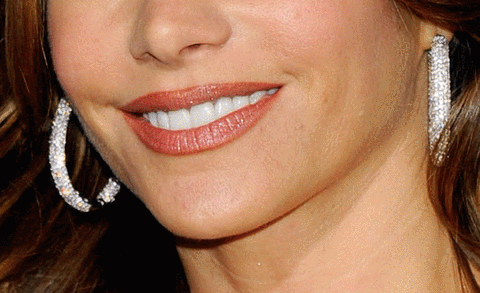 Estas bocas han causado sensación en la alfombra de Latn GRAMMY, pero serías capaz de reconocer a quién pertenece cada uno de estos labios.