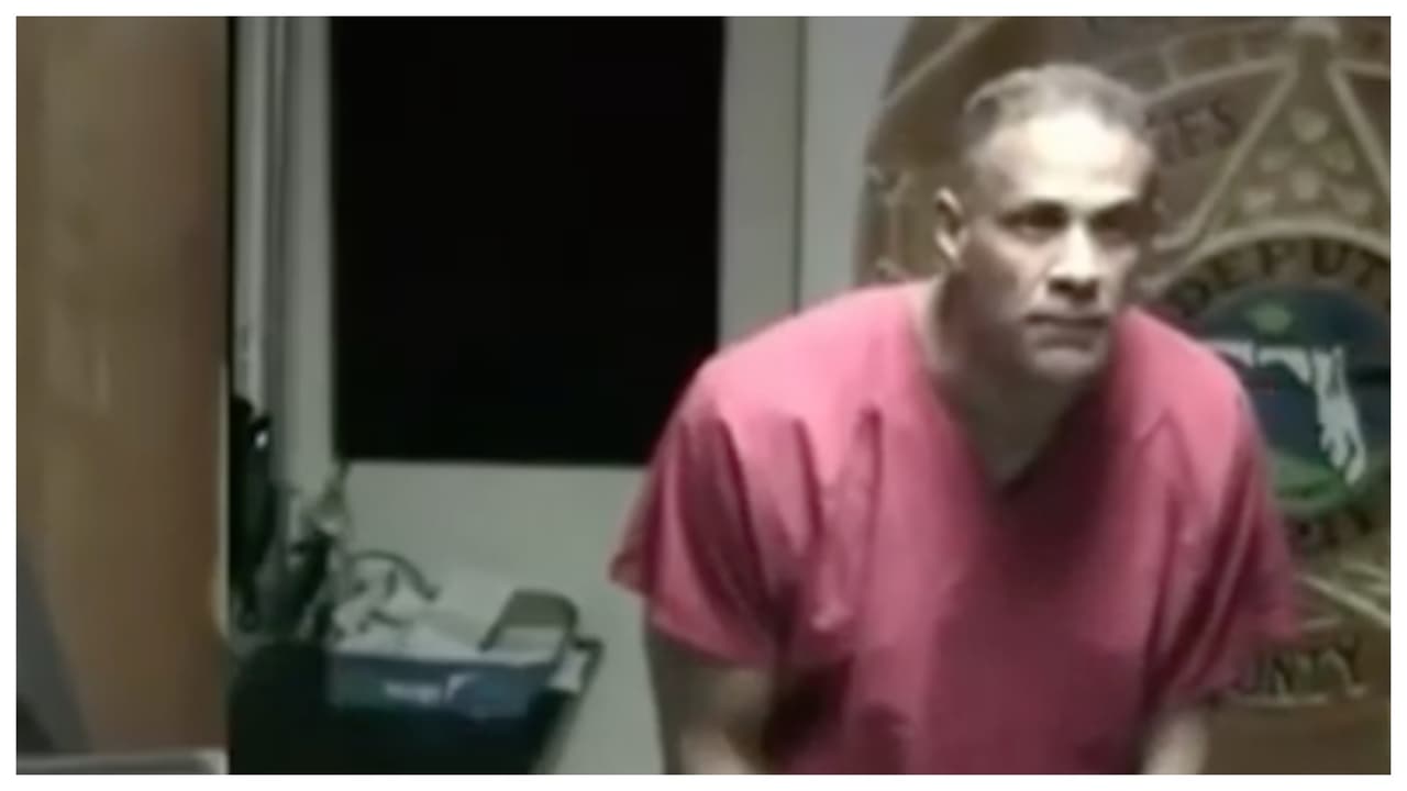  Arrestan a un teniente de la Oficina del Sheriff de Miami-Dade  acusado de agredir a una mujer
