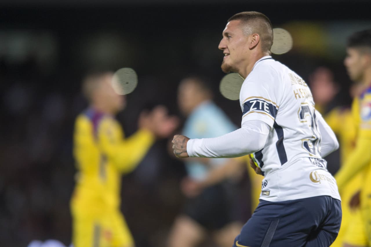 Apenas llegó la reacción de Pumas al final del primer tiempo, con un penalti al minuto 44 que anotó Alejandro González. Los 'felinos' se ilusionaban al descanso.