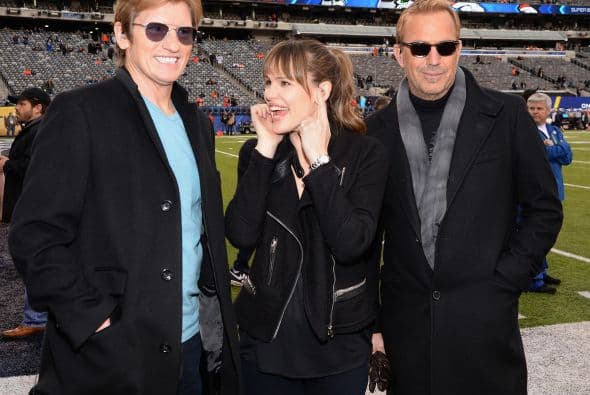 Denis Leary, Jennifer Garner y Costner. Mira aquí los videos más chismosos.