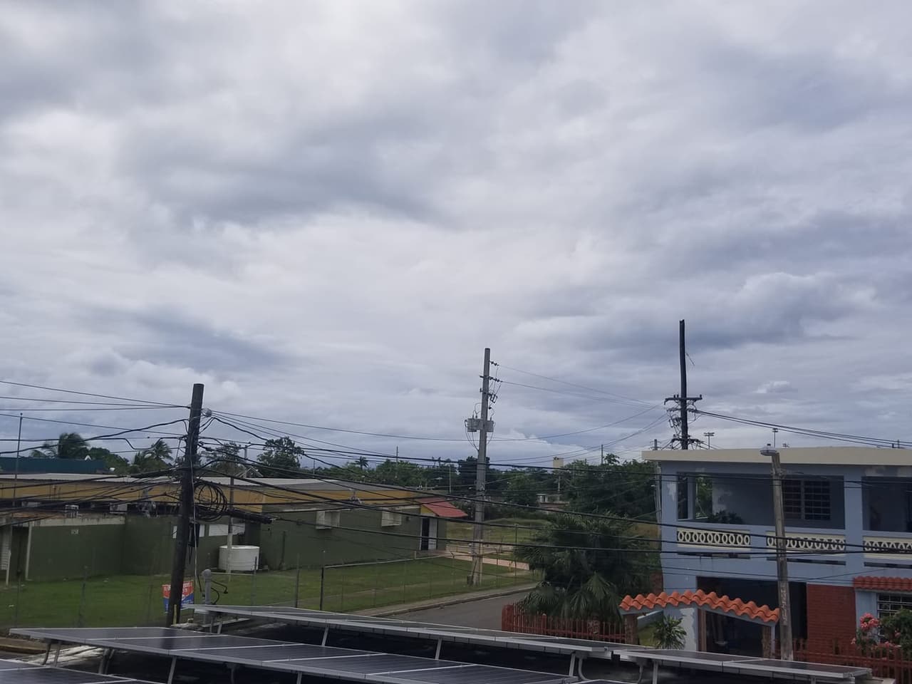 En el municipio de Ceiba, el clima está calmado, según la ciudadana Shay Danvers.