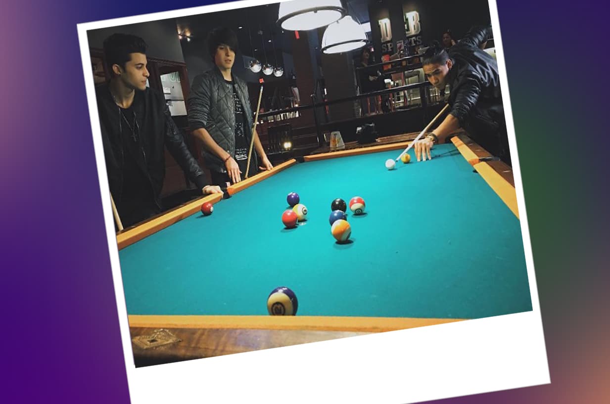 ¿Que cómo se divierten? Son muy sencillos, pero también pueden aprovechar una buena tarde de billar para mostrar que también logran triunfar en este tipo de juegos.