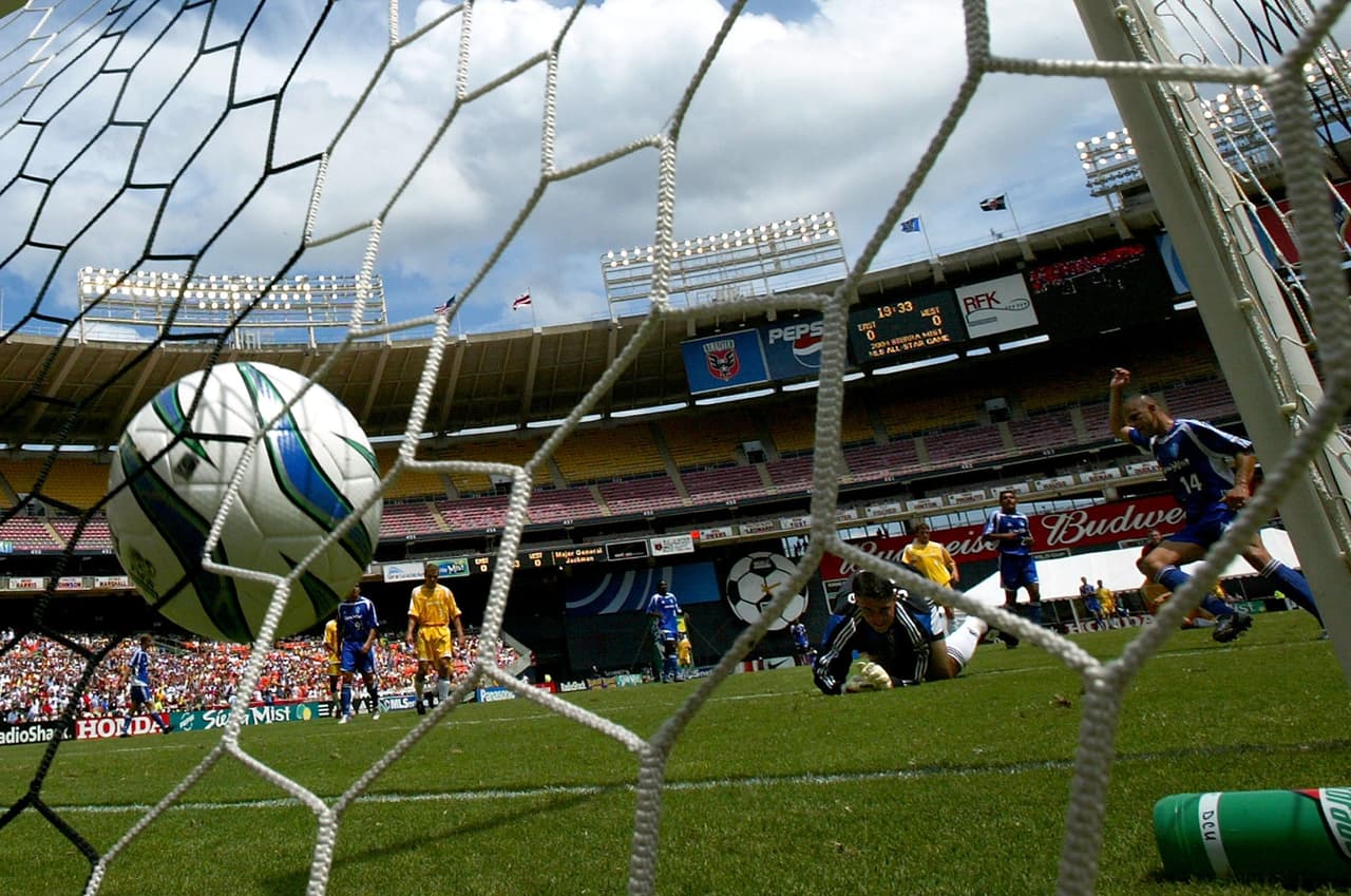 El RFK Stadium se convertiría en anfitrión del All-Star Game por segunda vez en su historia en 2004, acompañando al Giants Stadium. El partido se jugó el 31 de julio.