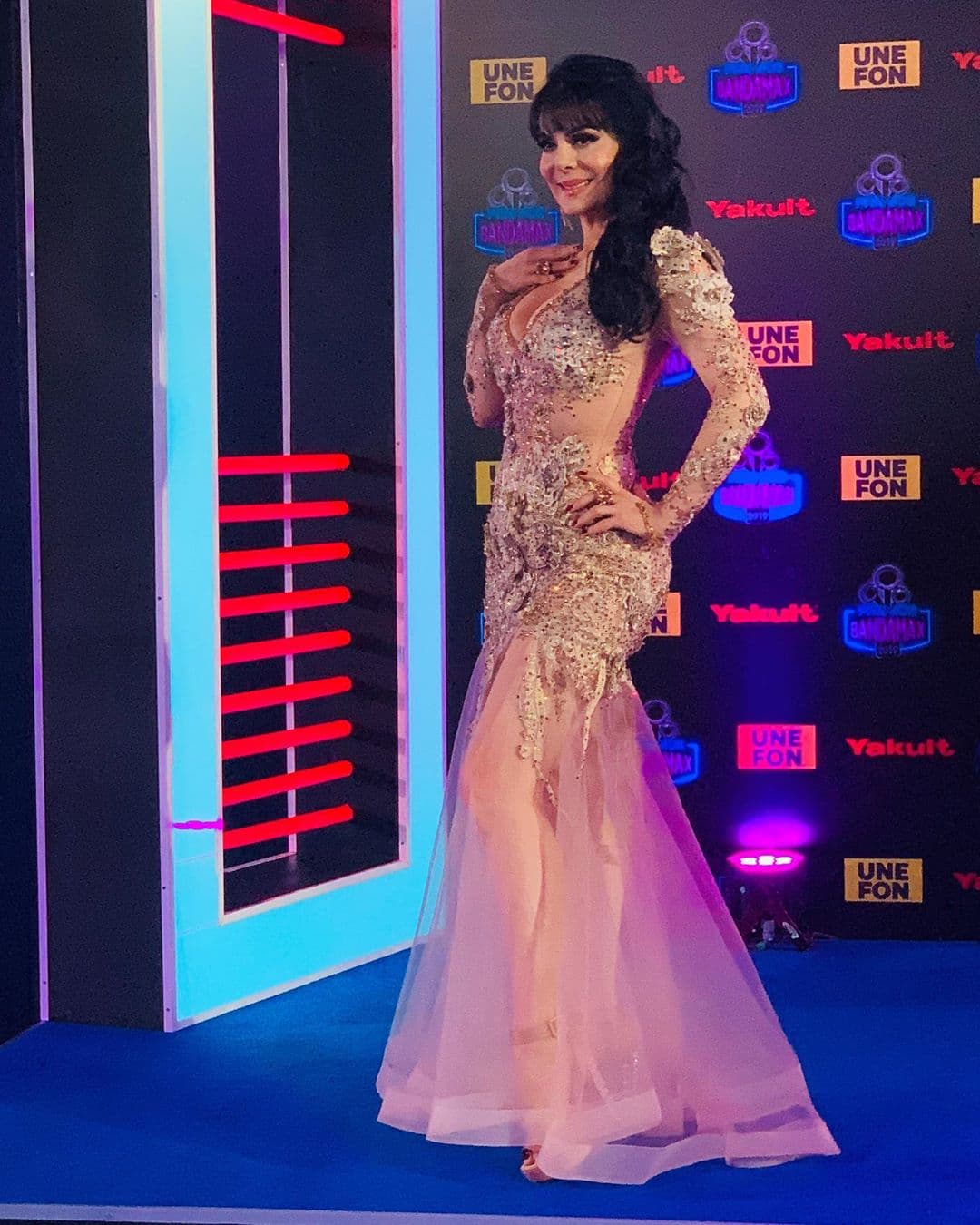 Figuras de la música regional mexicana se dieron cita en la octava edición de los premios. Una de las más aclamadas fue Maribel Guardia.