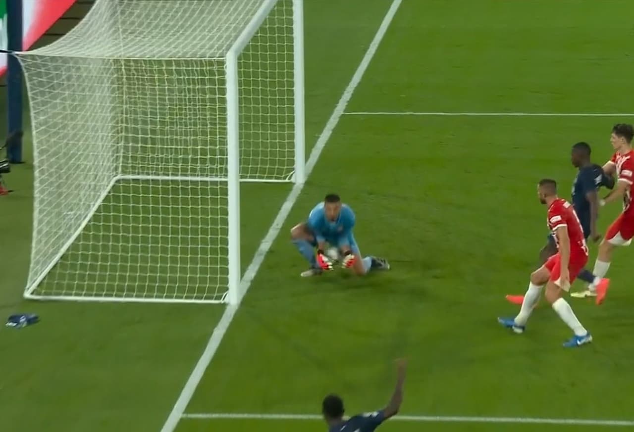 ¡Pero qué hiciste! Error terrible del portero da triunfo al PSG