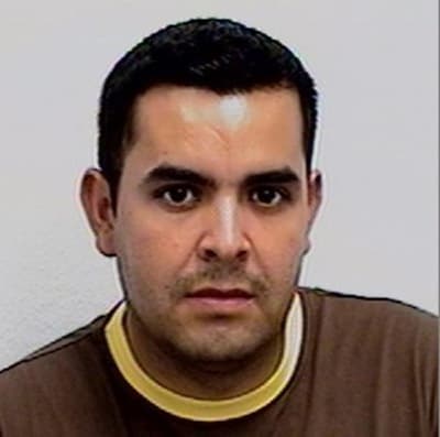 <h3 class="cms-H3-H3">José Guadalupe López Núñez </h3>
<br>
<br>Este mexicano, oriundo de Zacatecas, asesinó a su propia novia en Sacramento, California, y después arrojó el cadáver a un río,
<b>donde un pescador lo halló el 4 de septiembre de 2017. </b>
<br>
<br>El FBI cree que López volvió a México y, además,
<b>ofrece una recompensa de hasta 5,000 dólares</b> por toda información que ayude a aprehenderlo.
<br>
<br>
<br>