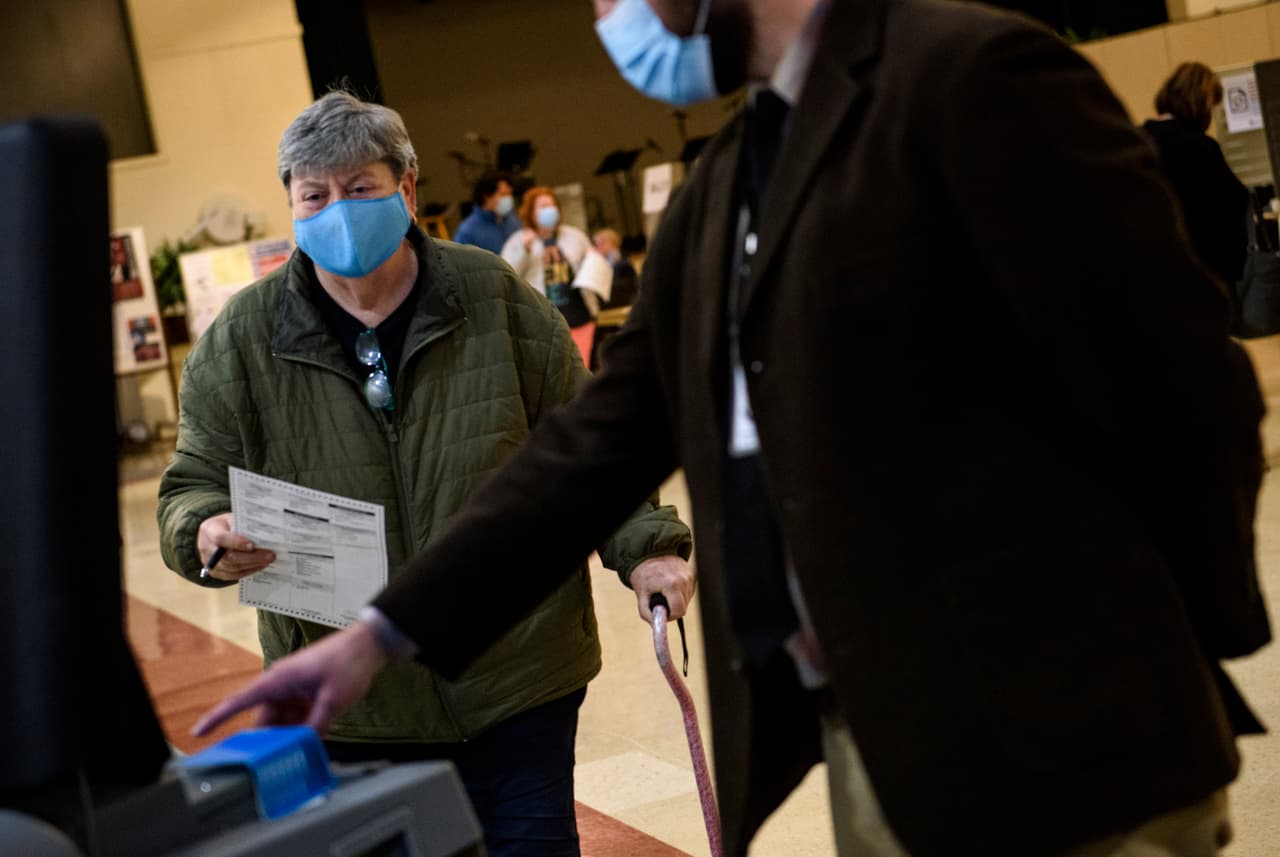 Aunque la junta electoral estatal ratificó que publicarían los resultados lo más rápido posible, insistieron en que 
<b>su objetivo principal es realizar un recuento preciso.</b>