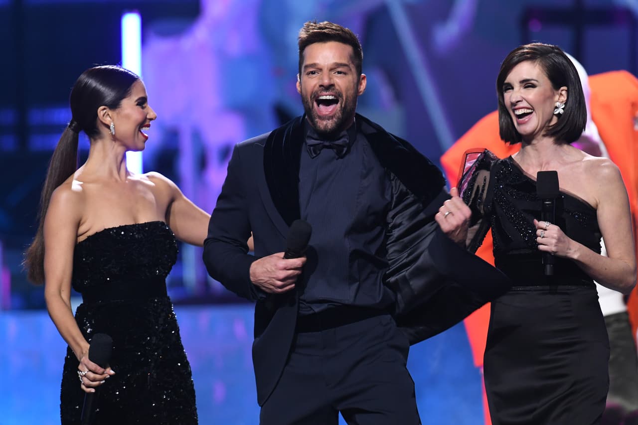 Estos papeles, junto con su participación como anfitriona del Latin GRAMMY al lado de Ricky Martin y Roselyn Sánchez, hicieron que 2019 fuera un año “muy bueno” para Paz, así lo dijo en declaraciones que publicó este miércoles
<a href="https://peopleenespanol.com/celebridades/paz-vega-dice-cual-es-su-mejor-trabajo/" target="_blank">People en Español</a>.