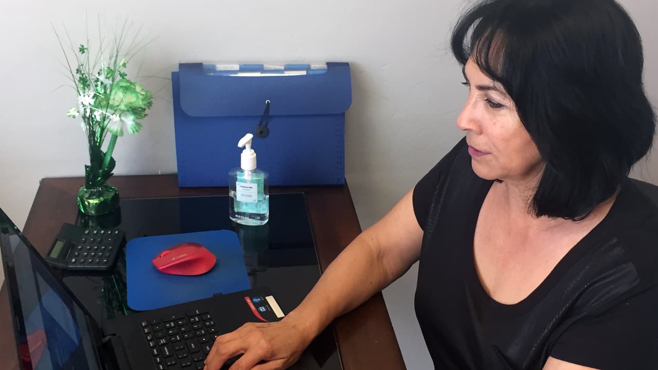 La nutrióloga Elizabeth González-Gann es reconocida en el sur de Tucson por ser una mujer emprendedora que apoya a la comunidad.