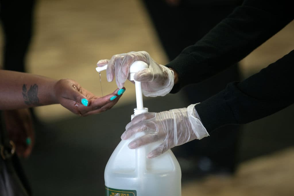 Quemaduras e incendios provocados por desinfectantes de manos: esto es lo que los CDC recomiendan para evitar accidentes