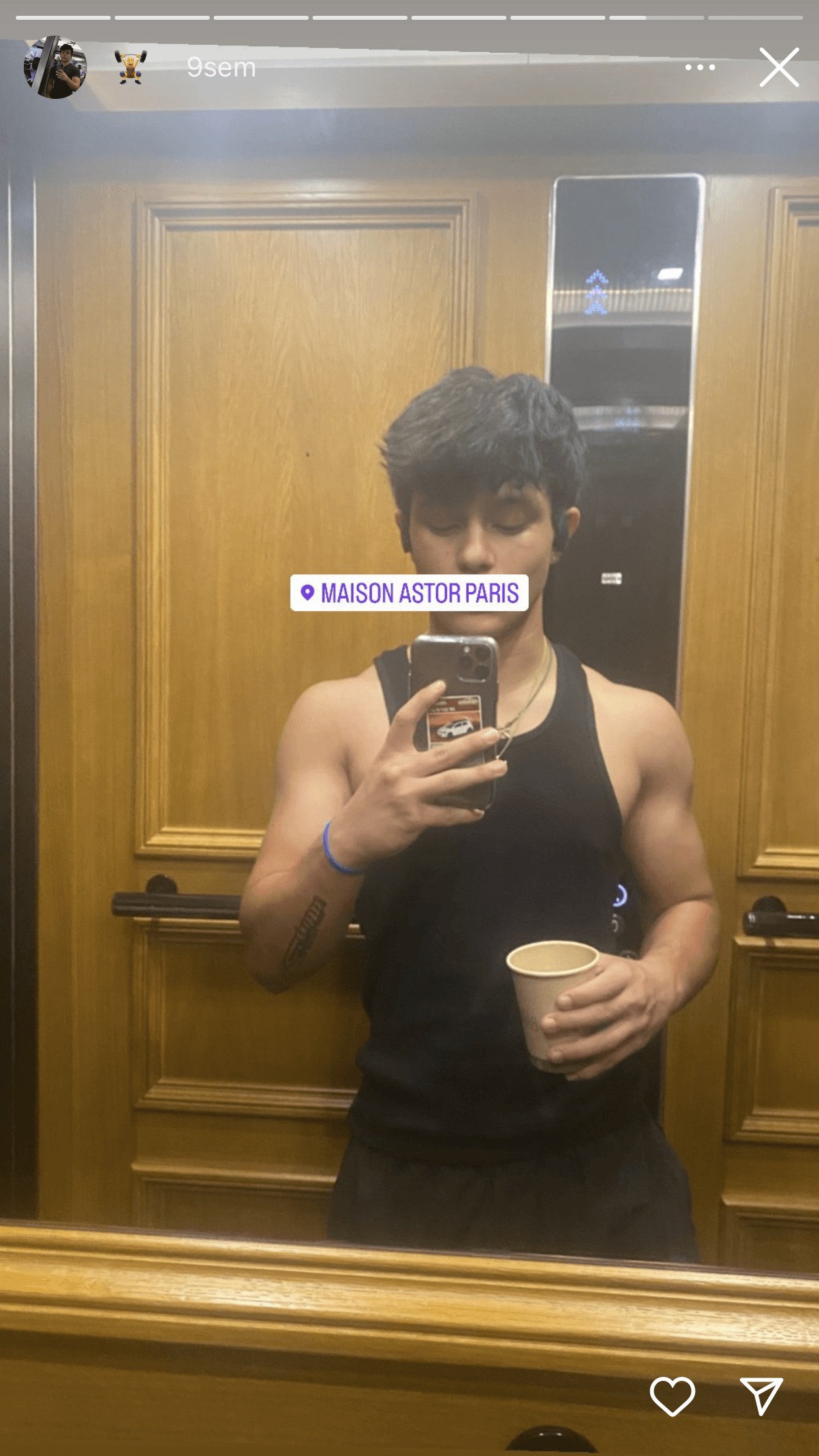 Xander completó su transición de mujer a hombre en marzo pasado, según ha informado la artista.
<br>